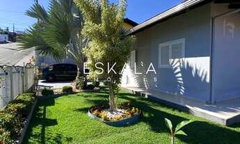 Imagem 2: Casa com 03 Quartos + 04 Vagas de Garagem, Amizade, Jaragua do Sul