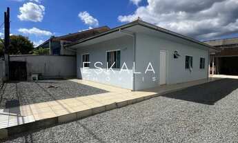 Imagem: CASA COM 03 DORMITÓRIOS