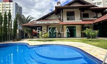 Imagem: CASA ALTO PADRÃO SEMI-MOBILIADA E COM PISCINA