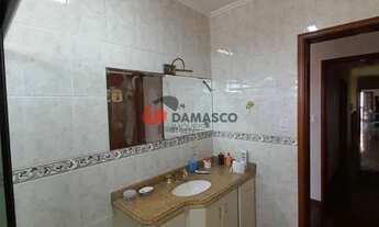 Imagem: Sobrado à venda 4 Quartos, 2 Suites, 6