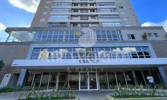 Imagem: Apartamento com 3 suítes rico em armários