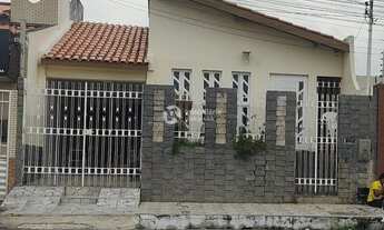 Imagem: CASA COM 4 QUARTOS NO SANTA LÚCIA