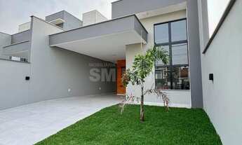 Imagem: Casa Geminada Térrea com 1 Suíte e 2 Quartos