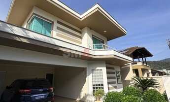 Imagem: Casa com 1 Suíte 3 Quartos na Barra do