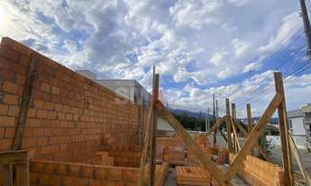 Imagem: Geminado Térreo a Venda em Nereu Ramos