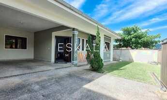 Imagem: Casa com 01 Suíte 02 Quartos 04 Vagas