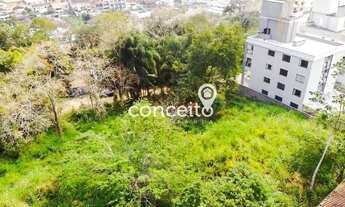 Imagem 1: Terreno com 715m² na Velha!