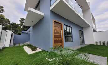 Imagem: Sobrado com 3 quartos, sendo 1 suíte, com