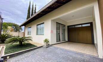 Imagem: Casa com 01 Suíte mais 02 Quartos à Venda