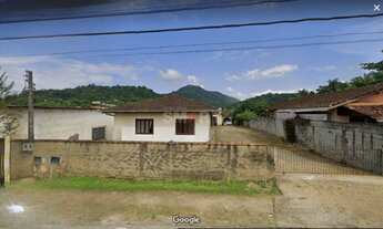 Imagem: Terreno à Venda com 890m² e 2 Casas na