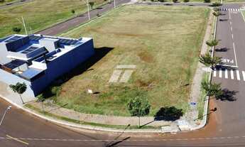 Imagem: Terreno de Esquina no Paraíso Tropical