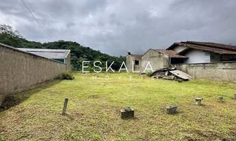 Imagem: Terreno com 325m² localizado no bairro