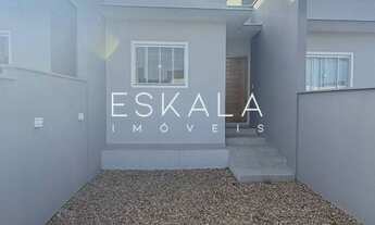 Imagem: Casa Geminada com 02 Dormitórios 01 Vaga