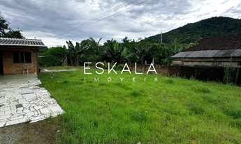 Imagem: Terreno com 578m², localizado no bairro