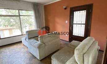 Imagem: Casa para Locação 4 Quartos, 5 Vagas