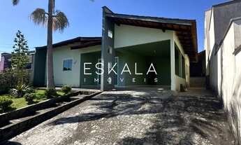 Imagem: CASA COM 01 SUÍTE 01 QUARTO