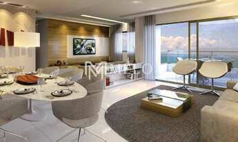 Imagem: Ocean Tower próximo à praia de Candeias