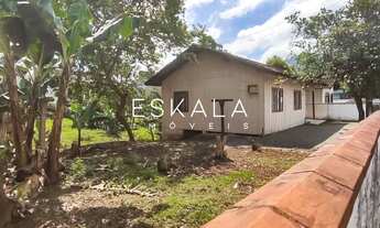 Imagem 3: Terreno com potencial localização para construção de Geminados, contém uma casa, Baependi