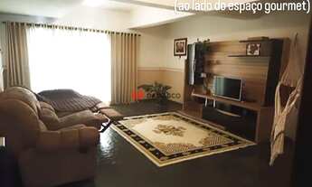 Imagem 2: Sobrado completo à venda na Zona Sul de São Paulo, com localização privilegiada e estrutur