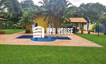 Imagem: Chácara Hípica, 4 dormitórios, 1 suítes