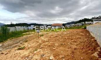 Imagem: Terreno á venda com 360m² Três Rios do