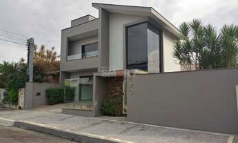 Imagem: Sobrado com 5 Quartos à Venda no Amizade