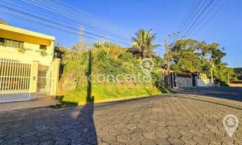 Imagem: Terreno com 420m² e 14m de frente no Passo