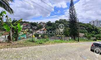 Imagem: Terreno com 983m² na Velha!