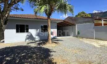 Imagem: Casa com 3 Dormitórios no Bairro Santo