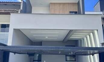 Imagem: SOBRADO GEMINADO COM 03 QUARTOS, SENDO 01