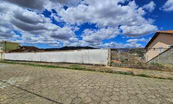Imagem: Terreno à Venda