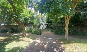 Imagem: Terreno Bartinik, 748M² de Área Construída