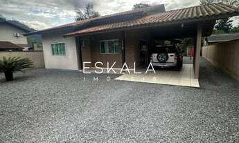 Imagem: CASA SEMI-MOBILIADA COM 01 SUÍTE 02 QUARTOS