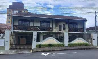 Imagem: Sobrado com quatro dormitórios a venda