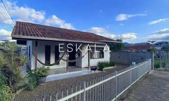 Imagem: CASA COM 02 DORMITÓRIOS