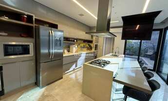 Imagem: Casa Alto Padrão com 3 suítes - 205 m²