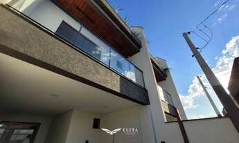 Imagem 1: Triplex a venda, com três dormitórios sendo um suíte, Barra Velha