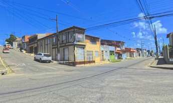 Imagem: SOBRADO NO BAIRRO GETÚLIO VARGAS C/ VARANDA