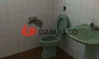 Imagem: Casa à venda 2 Quartos, 8 Vagas, 150M²