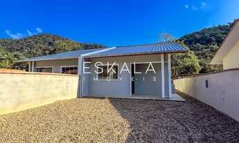 Imagem: CASA GEMINADA COM 03 DORMITÓRIOS