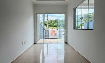 Imagem 6: Geminado térreo com 2 quartos e amplo espaço de fundos