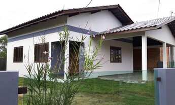 Imagem 3: CASA COM BARRAÇÃO MUITO BEM LOCALIZADA