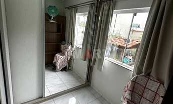 Imagem 6: Apartamento com 2 quartos e ampla área externa e na frente