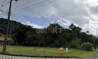 Imagem: Terreno a Venda no Rio da Luz com 447m²