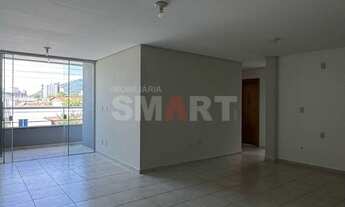 Imagem: Apartamento com 2 Quartos e Elevador no