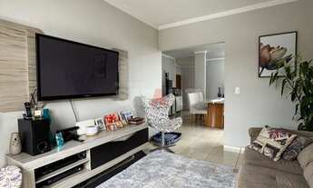 Imagem: Apartamento à Venda com 1 Suíte e 2 Quartos