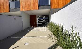 Imagem: Casa Geminada com 3 quartos à Venda, Iririú