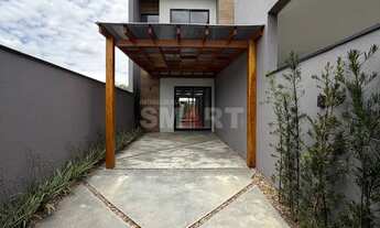 Imagem: Geminado novo com 2 suítes em local calmo