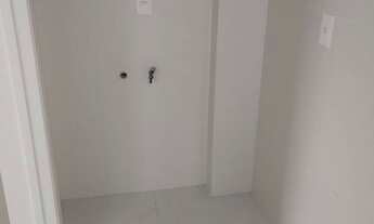Imagem 5: ????️ Apartamento Alto Padrão – 3 Suítes | 2 Vagas | Vista Lateral para o Mar