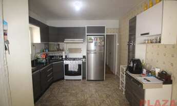 Imagem 7: Casa no Centro | 9 Dormitórios | 4 Vagas | 300m² de Terreno | Permuta Menor